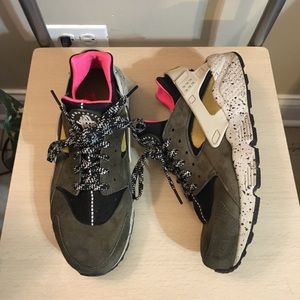 Nike Huarache men’s shoe